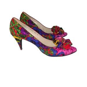 Vintage 80s 90s Stuart Weitzman Kitten Party Heels 8.5